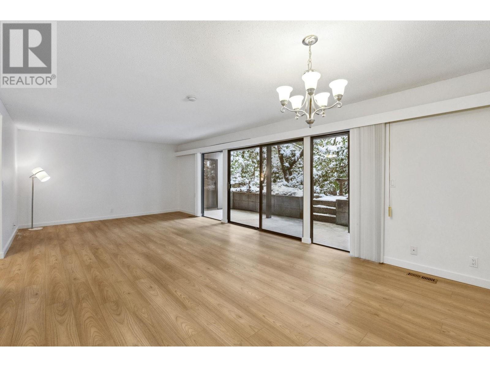 2933 Capilano Road, North Vancouver, British Columbia  V7R 4H4 - Photo 2 - R2976839