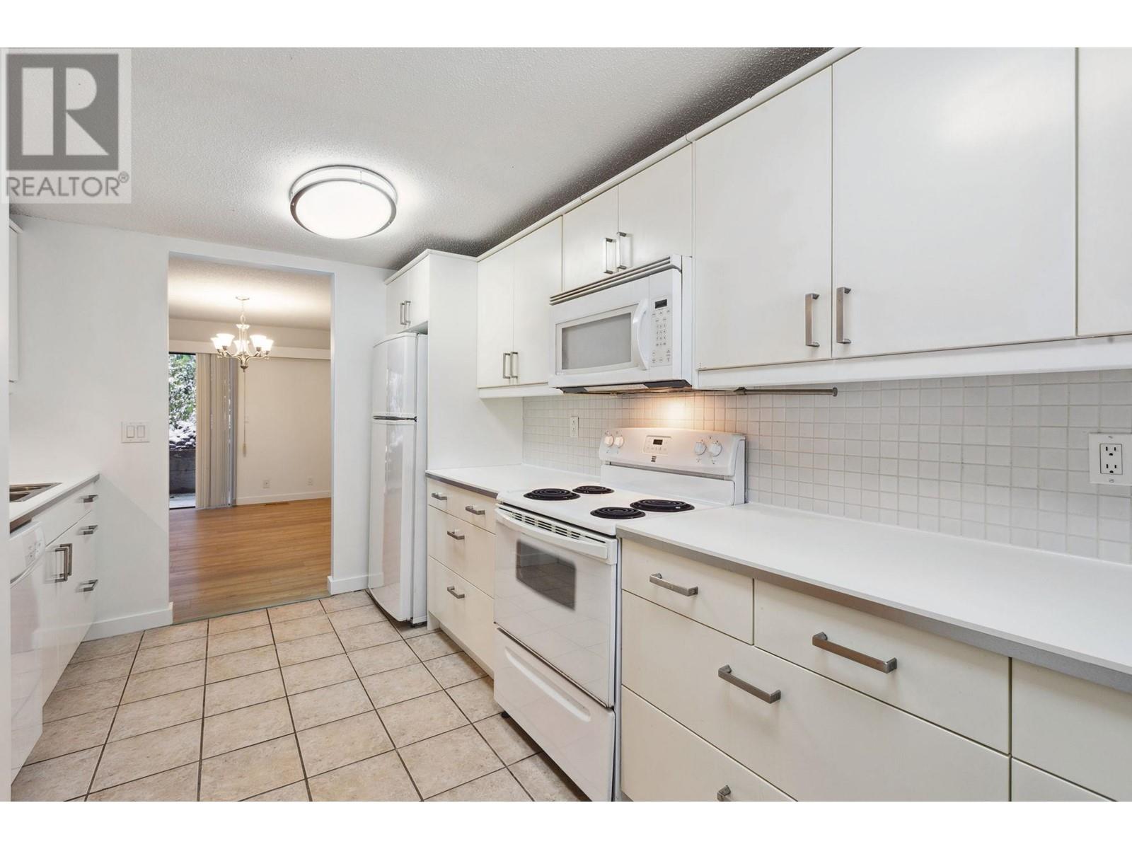 2933 Capilano Road, North Vancouver, British Columbia  V7R 4H4 - Photo 10 - R2976839