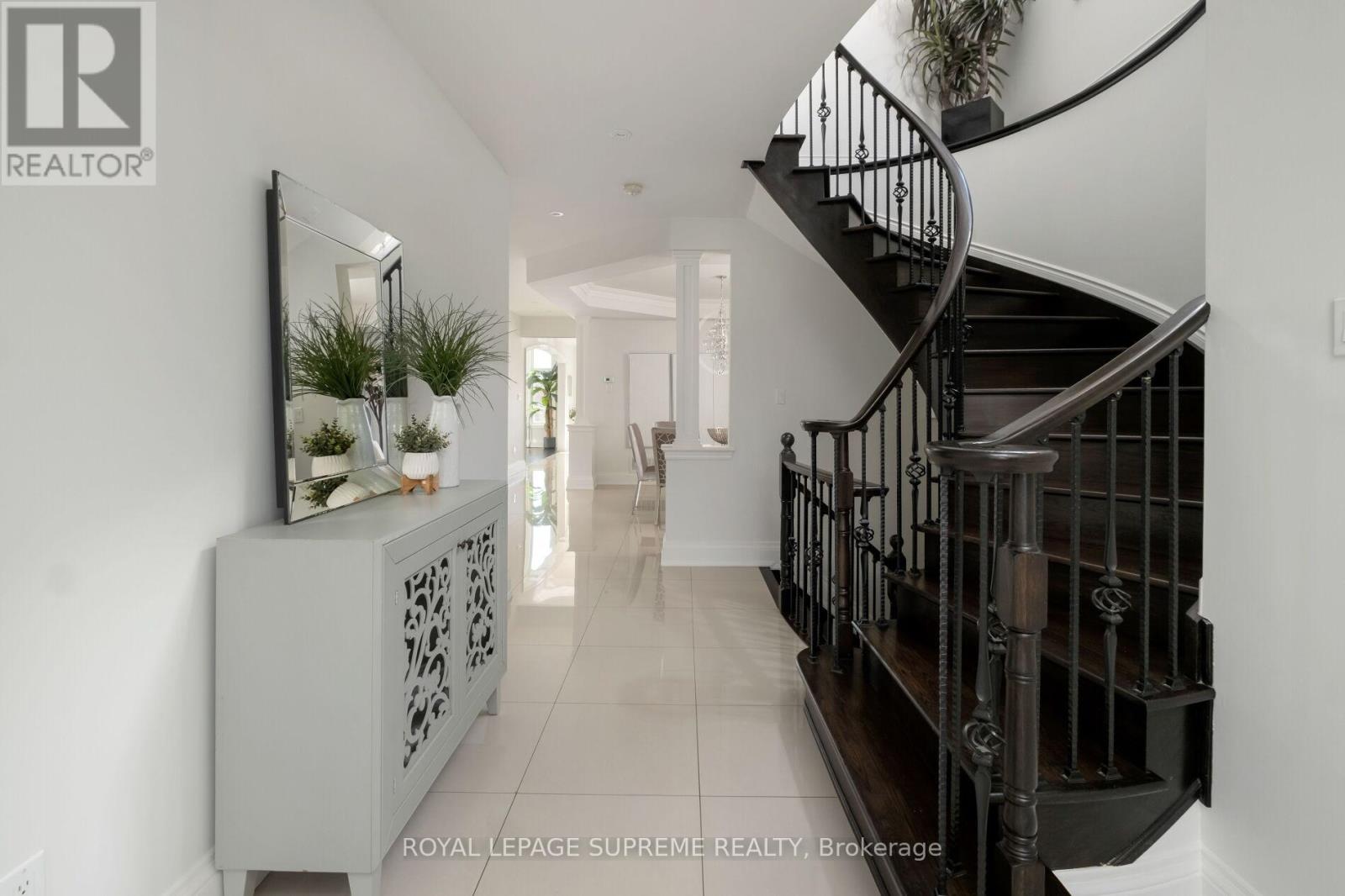 Property at 532 AMARONE COURT image 4