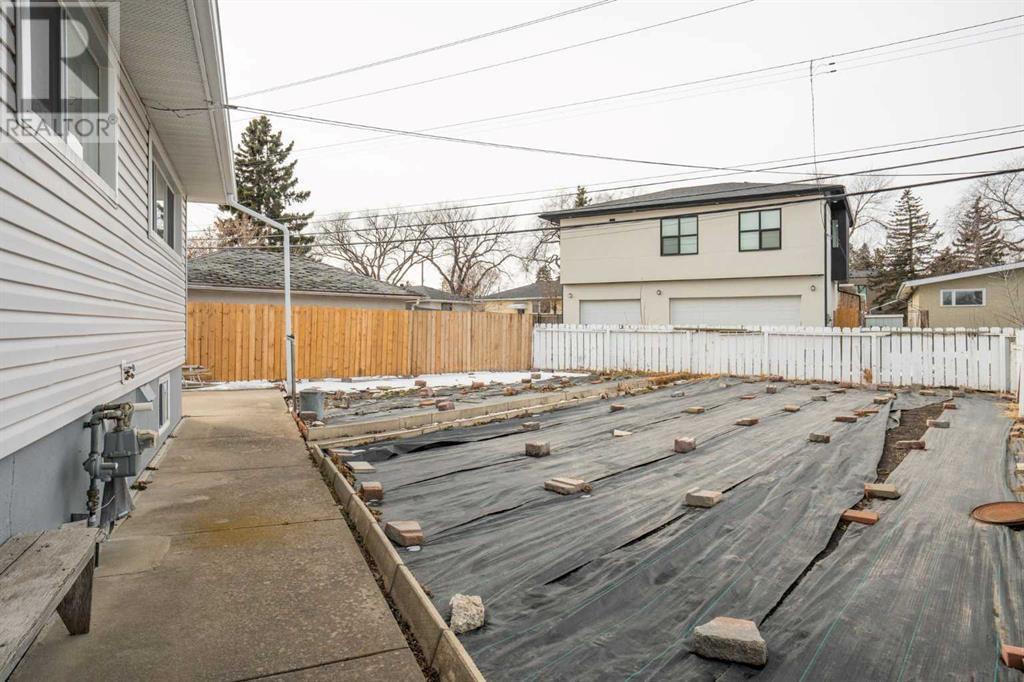 37 Montrose Crescent Ne, Calgary, Alberta  T2E 5N8 - Photo 24 - A2199348
