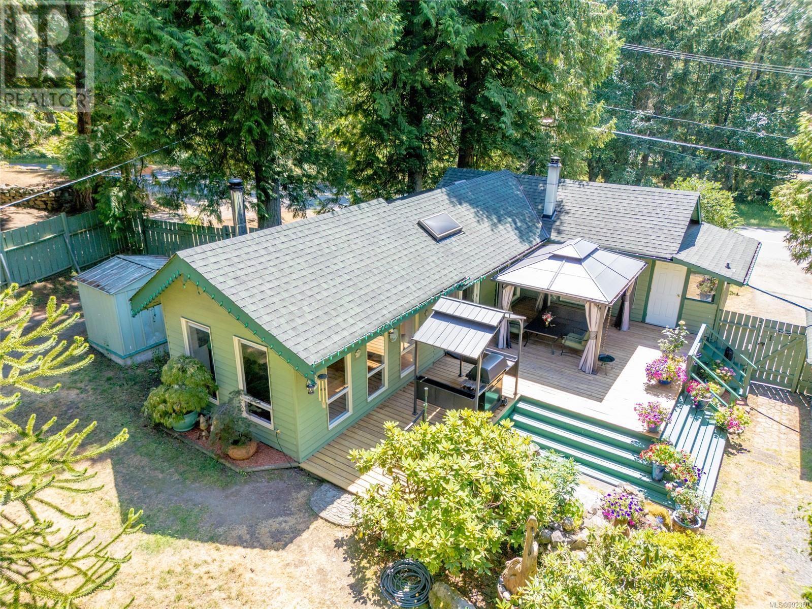 3780 Privateers Rd, Pender Island, British Columbia