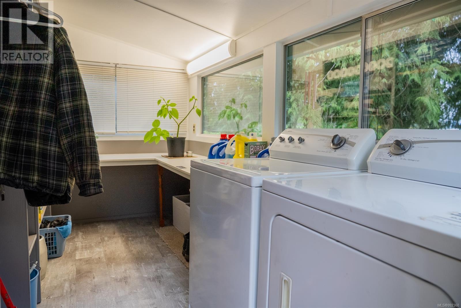 3780 Privateers Rd, Pender Island, British Columbia  V0N 2M2 - Photo 32 - 992360