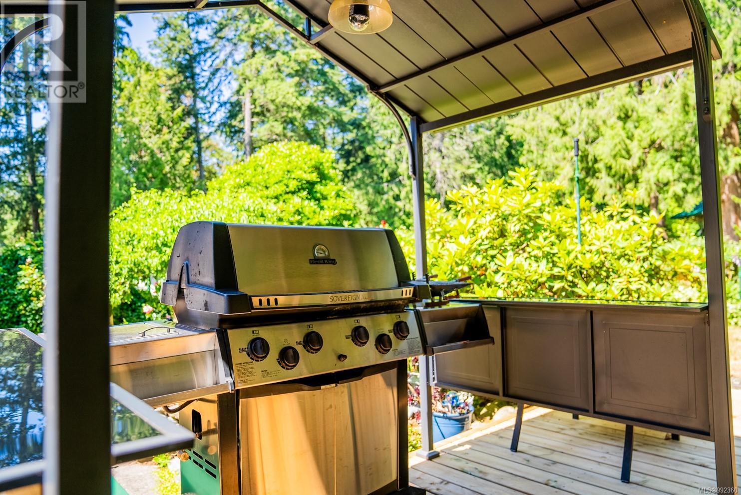 3780 Privateers Rd, Pender Island, British Columbia  V0N 2M2 - Photo 35 - 992360