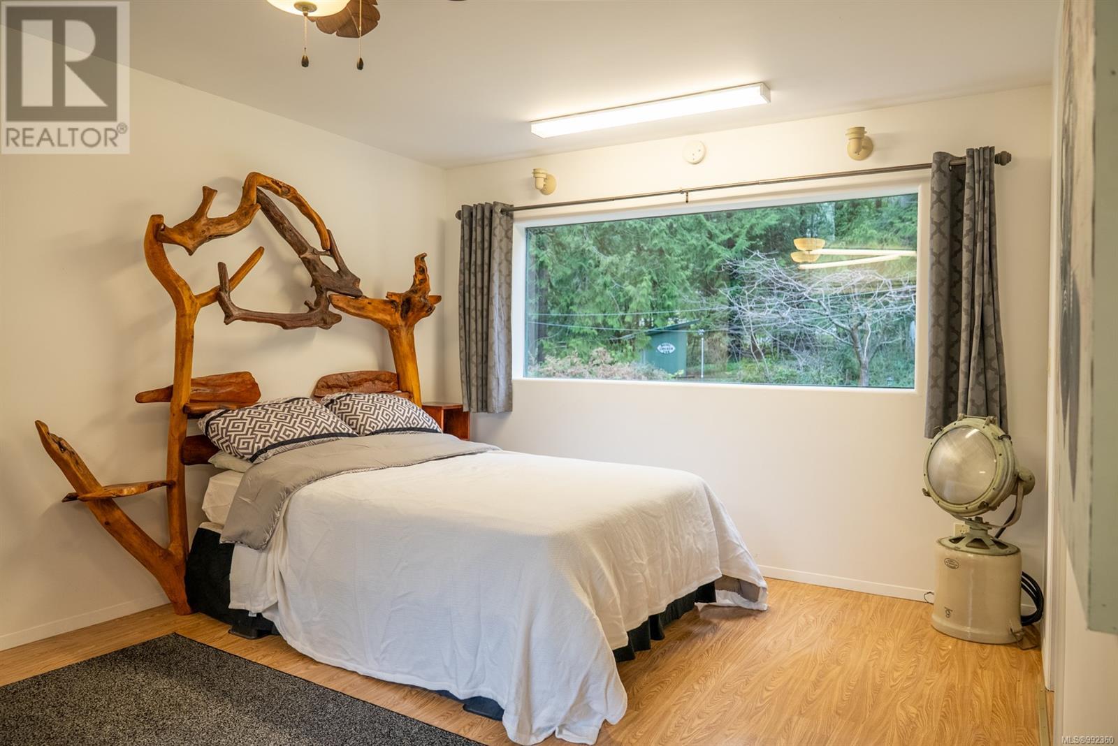 3780 Privateers Rd, Pender Island, British Columbia  V0N 2M2 - Photo 51 - 992360
