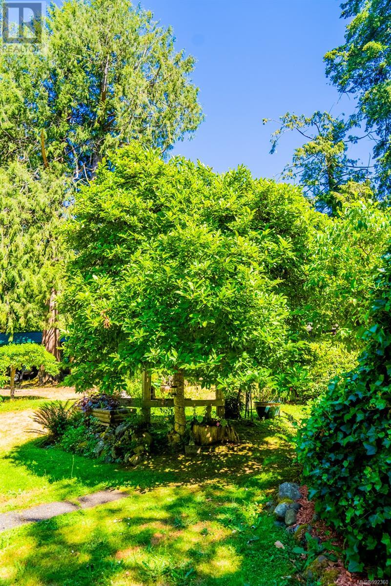 3780 Privateers Rd, Pender Island, British Columbia  V0N 2M2 - Photo 68 - 992360
