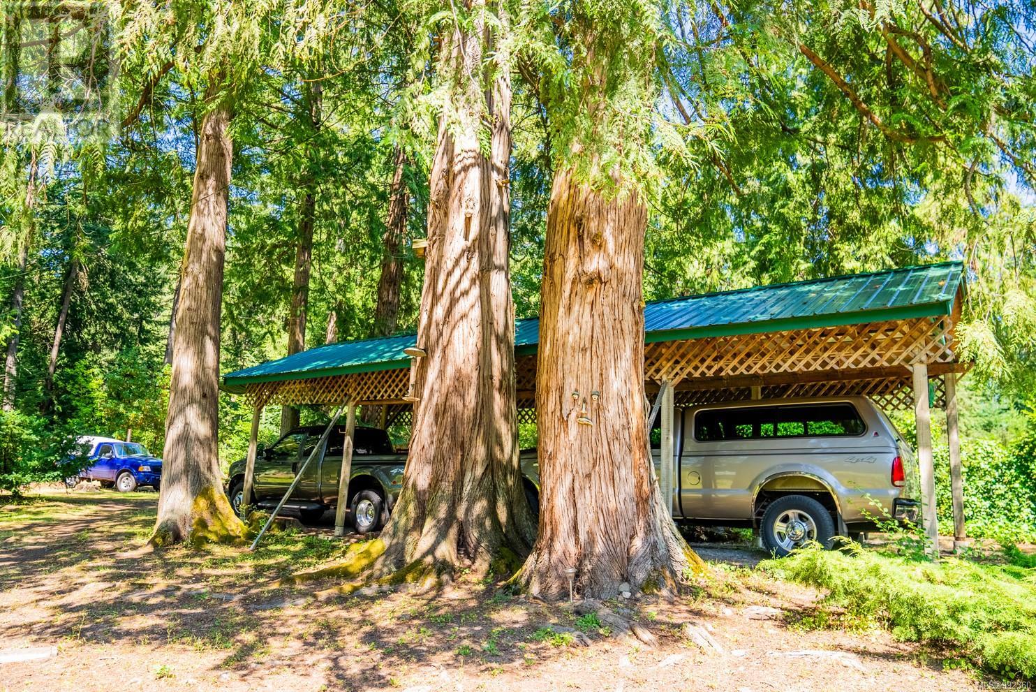 3780 Privateers Rd, Pender Island, British Columbia  V0N 2M2 - Photo 75 - 992360