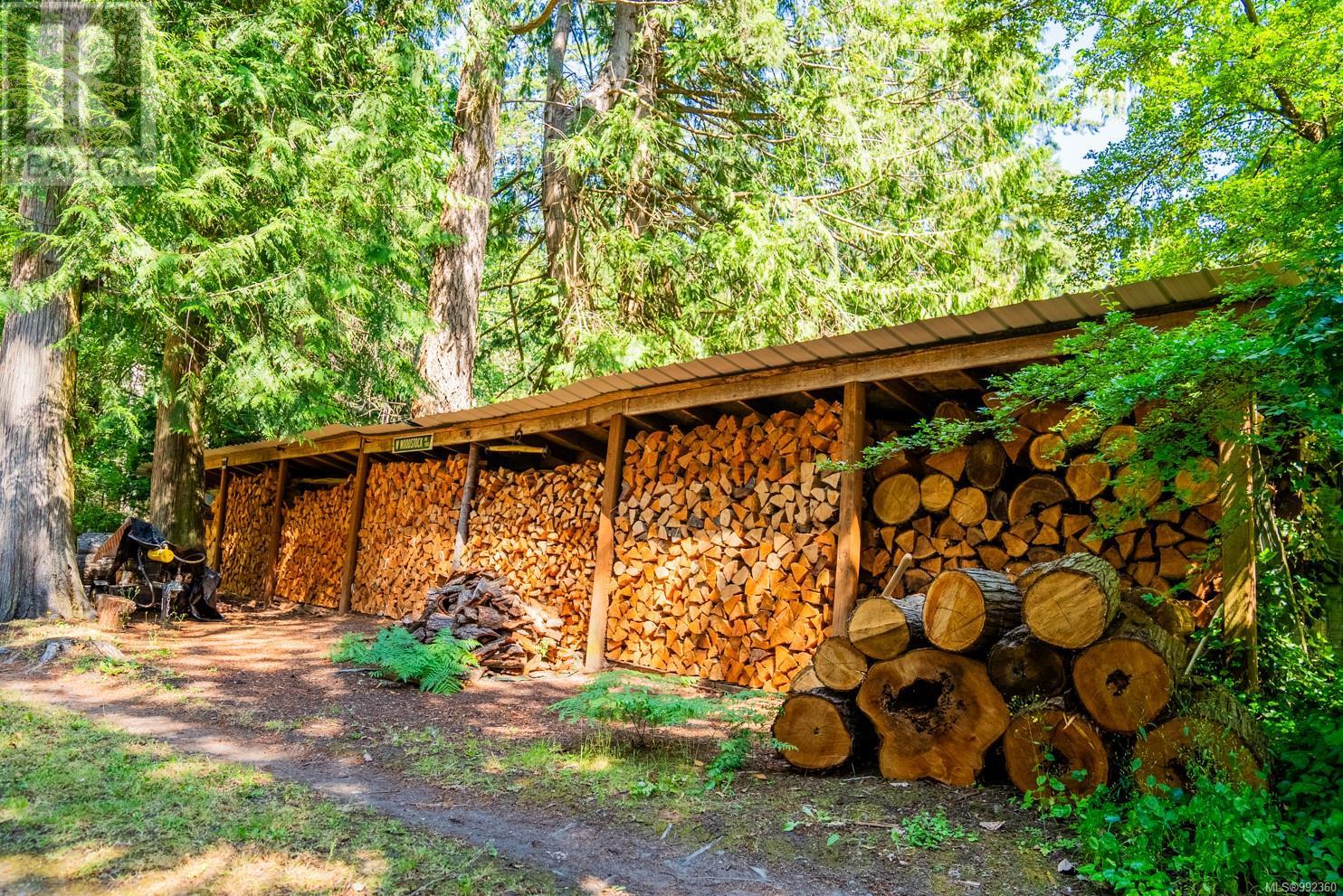 3780 Privateers Rd, Pender Island, British Columbia  V0N 2M2 - Photo 77 - 992360
