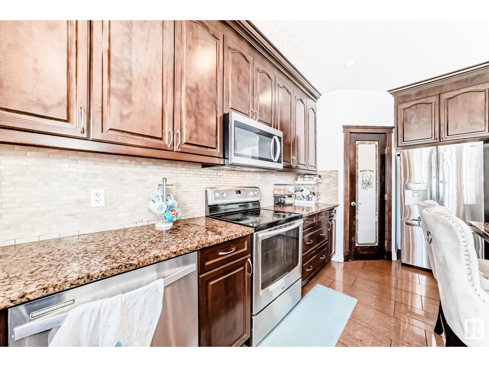 Property at 16221 54A ST NW image 1