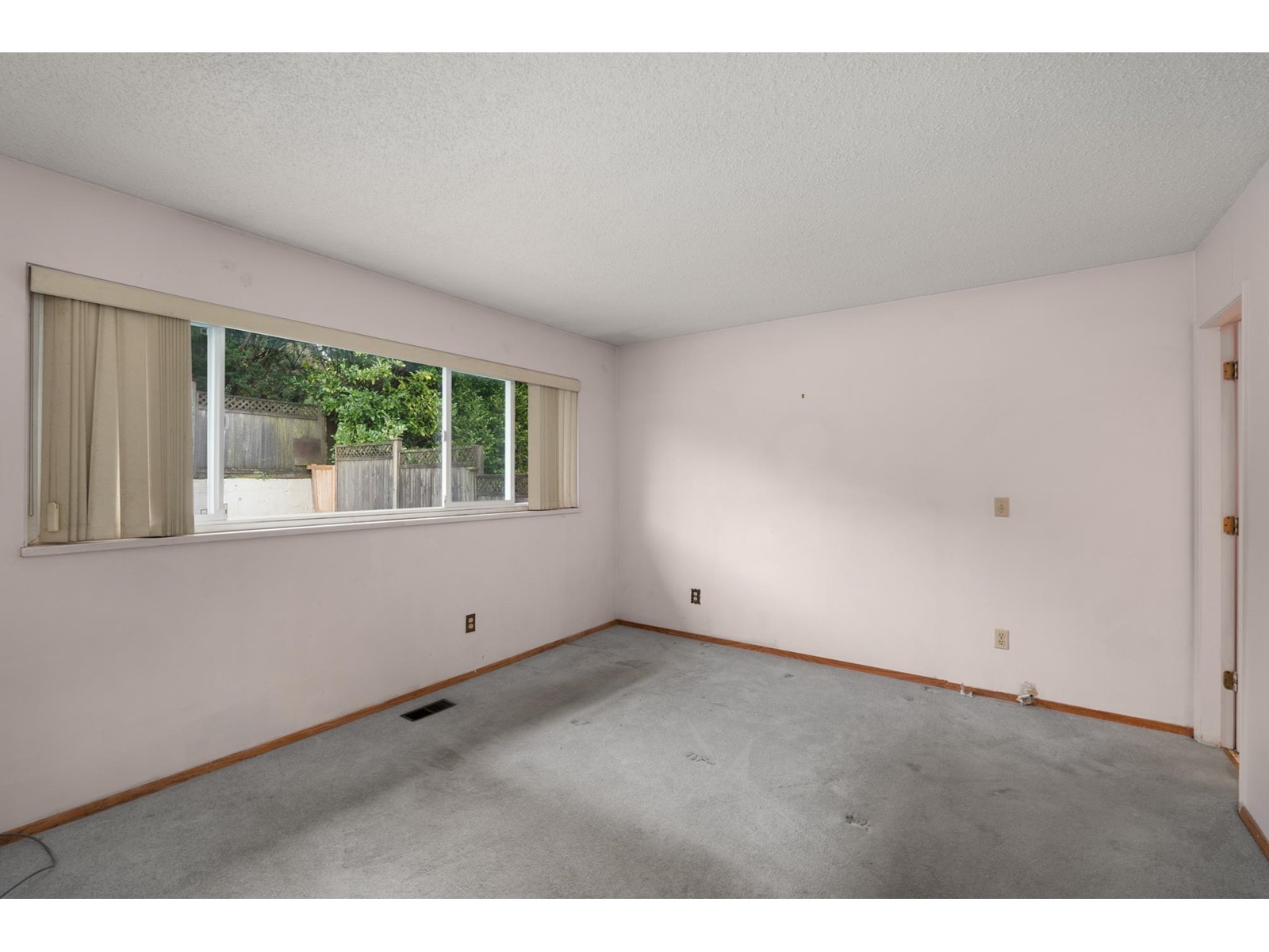 8857 Delvista Drive, Delta, British Columbia  V4C 4A7 - Photo 11 - R2979977