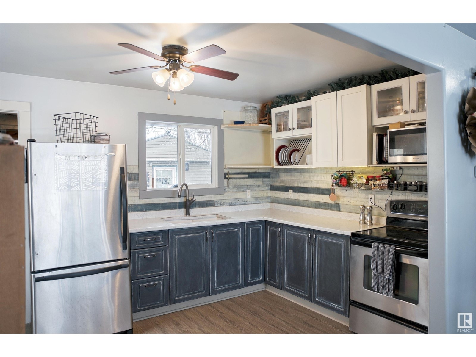 5107 55 Street, Barrhead, Alberta  T7N 1E6 - Photo 3 - E4426664