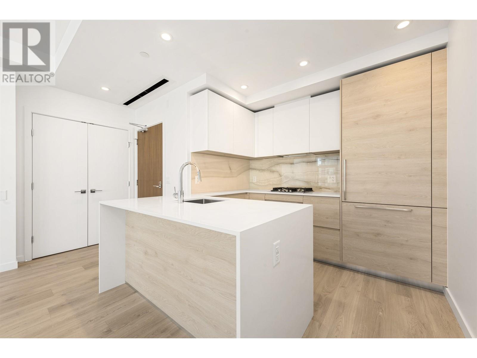 1806 660 Quayside Drive, New Westminster, British Columbia  V3M 0P1 - Photo 3 - R2980286