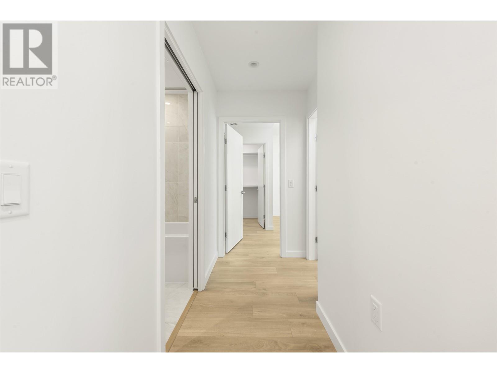 1806 660 Quayside Drive, New Westminster, British Columbia  V3M 0P1 - Photo 10 - R2980286