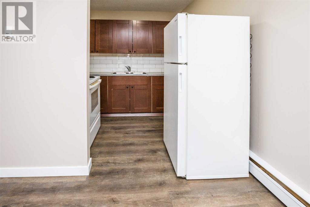 1-16, 4750 55 Street, Red Deer, Alberta  T4N 2J1 - Photo 7 - A2179270