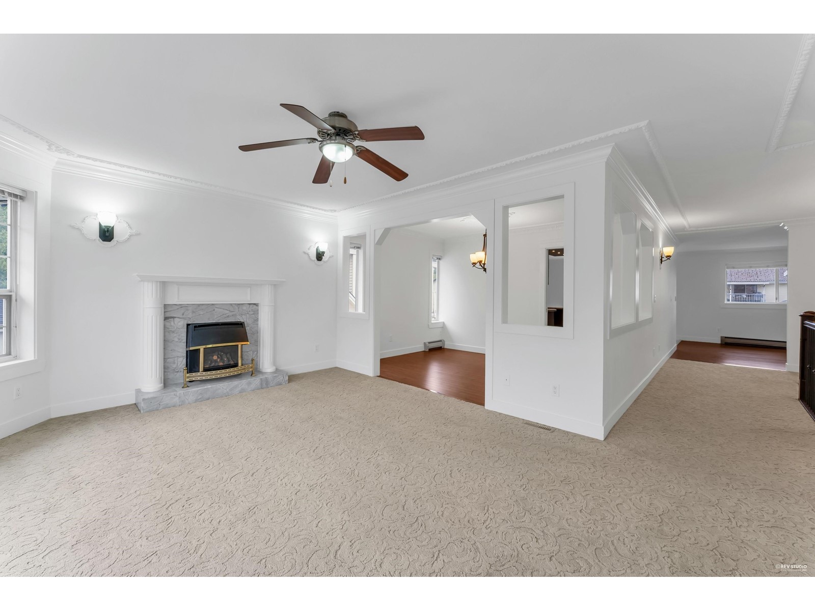 9433 156 Street, Surrey, British Columbia  V3R 5Z1 - Photo 6 - R2976620