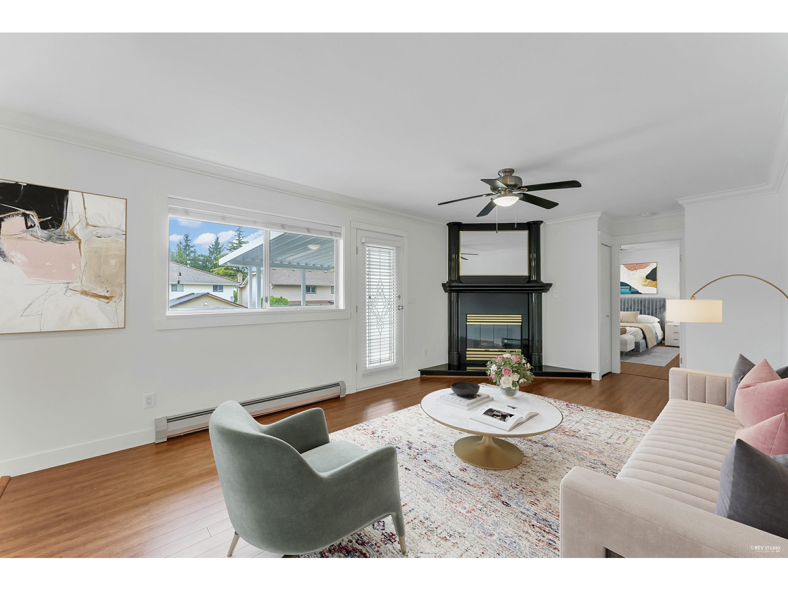 9433 156 Street, Surrey, British Columbia  V3R 5Z1 - Photo 5 - R2976620