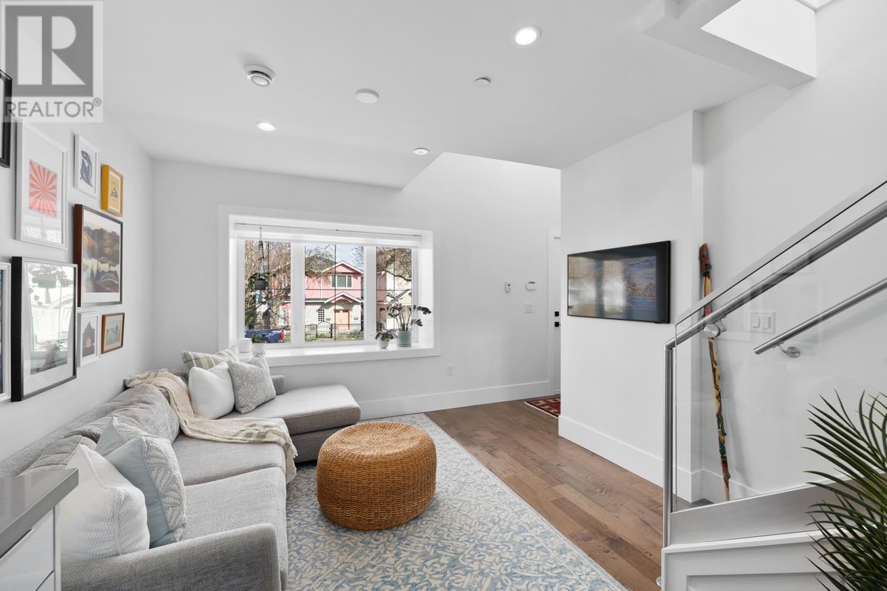 2248 Grant Street, Vancouver, British Columbia  V5L 2Z7 - Photo 6 - R2977615