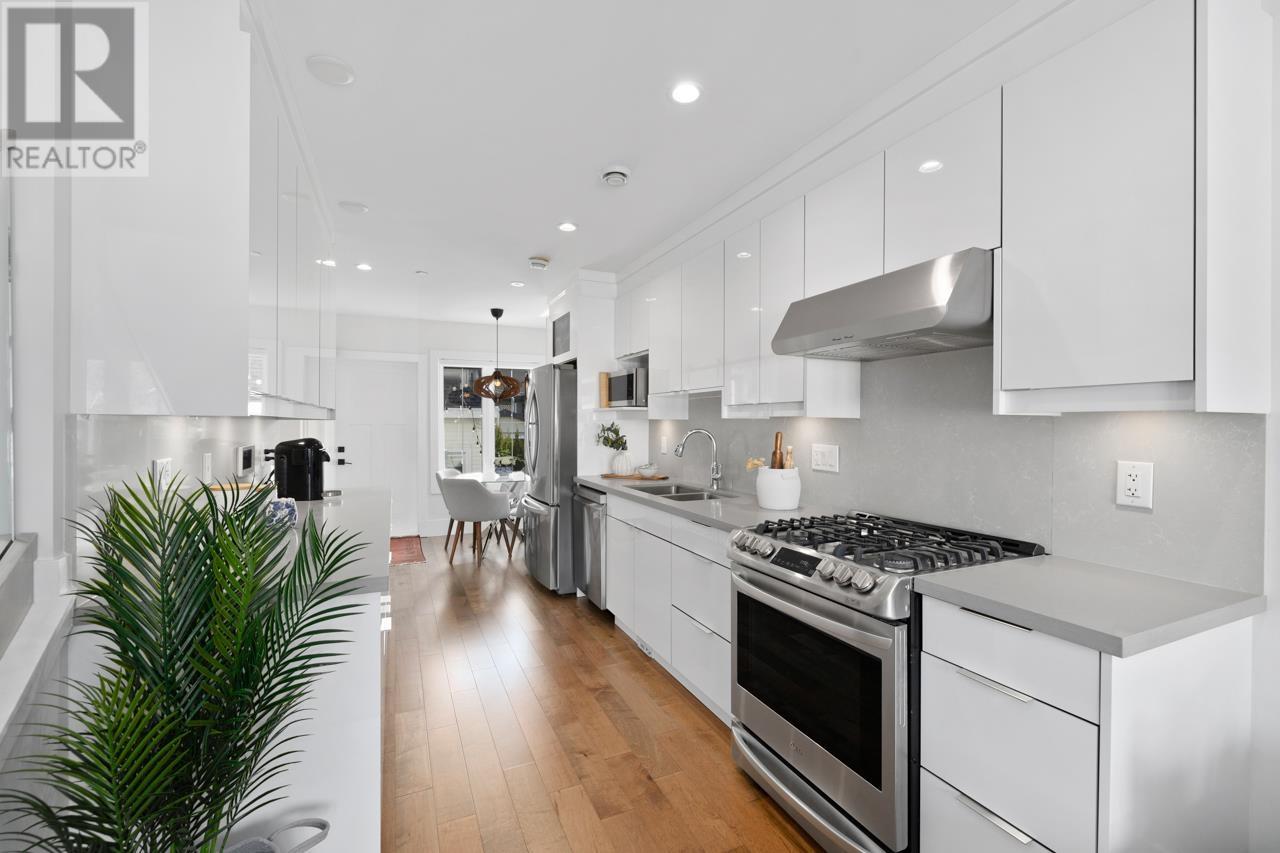 2248 Grant Street, Vancouver, British Columbia  V5L 2Z7 - Photo 9 - R2977615