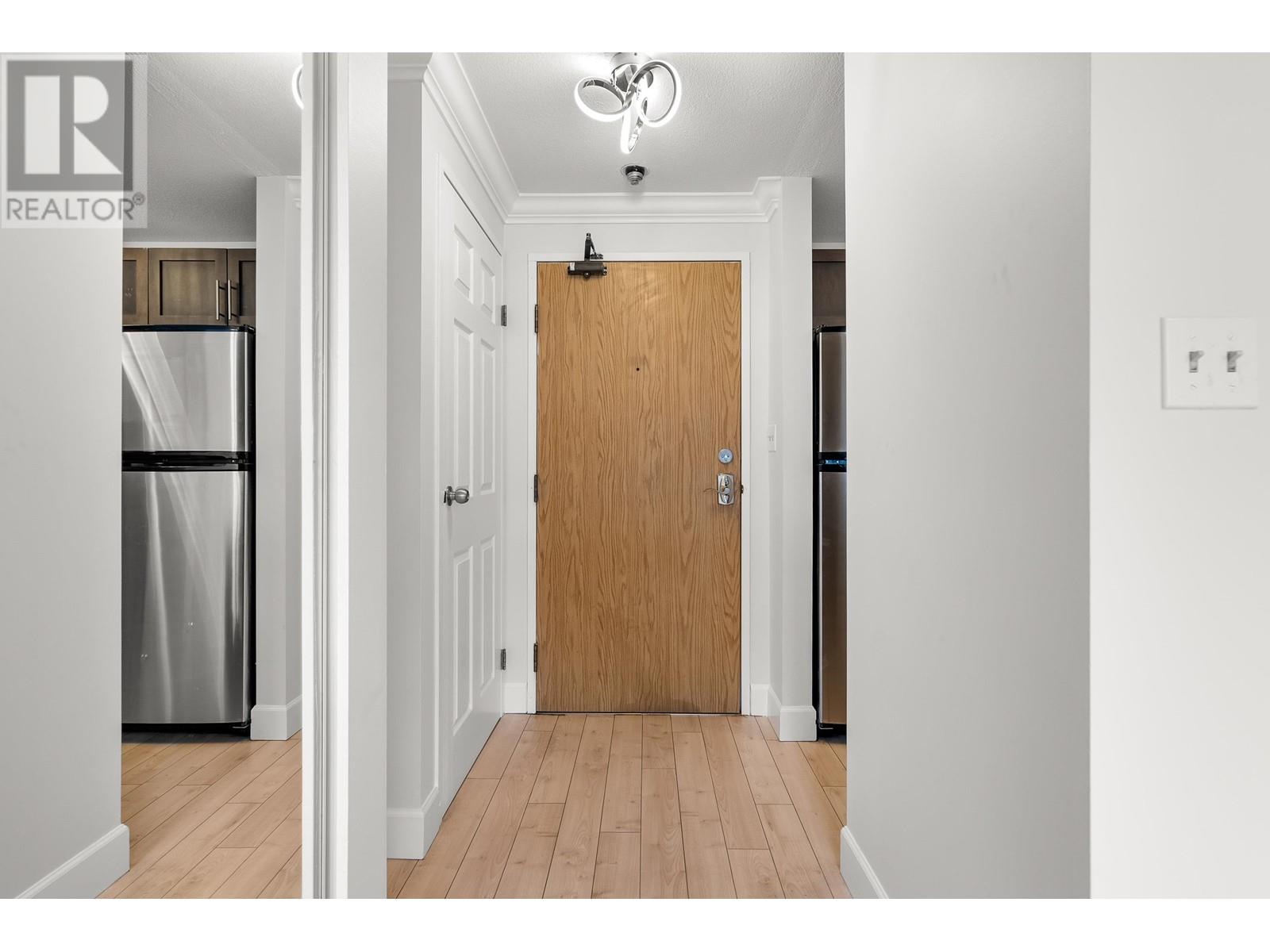 320 7431 Blundell Road, Richmond, British Columbia  V6Y 3G8 - Photo 5 - R2979311