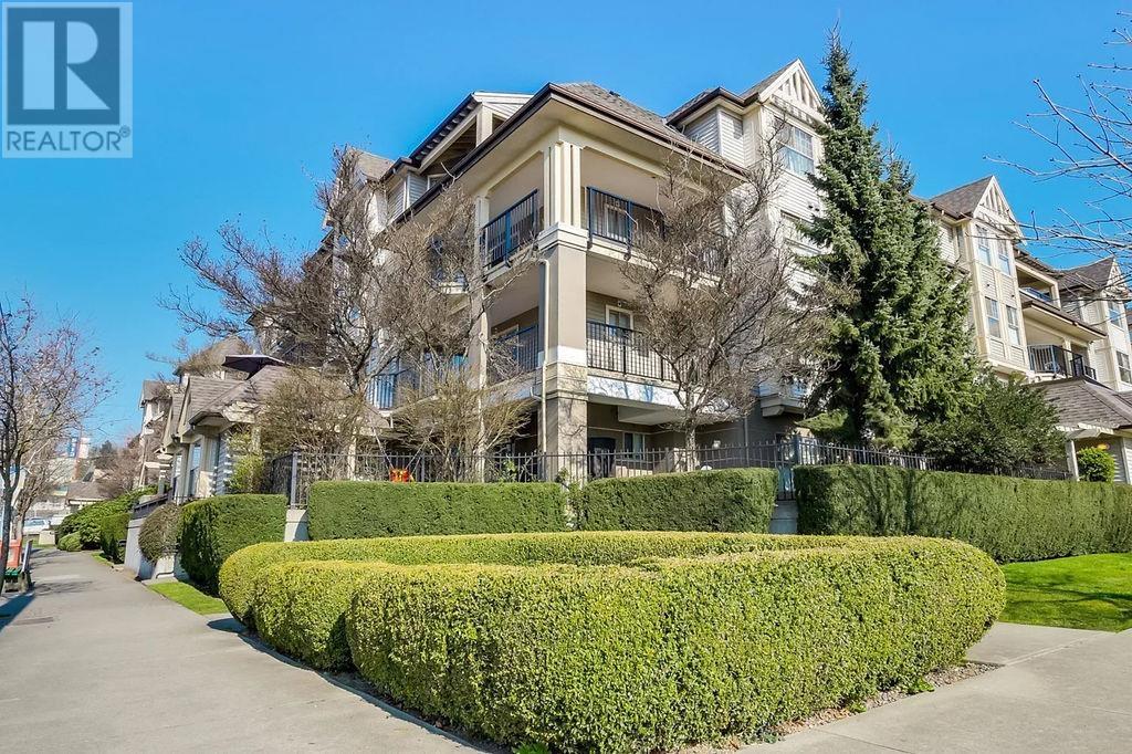 404 215 Twelfth Street, New Westminster, British Columbia  V3M 4H4 - Photo 1 - R2968918