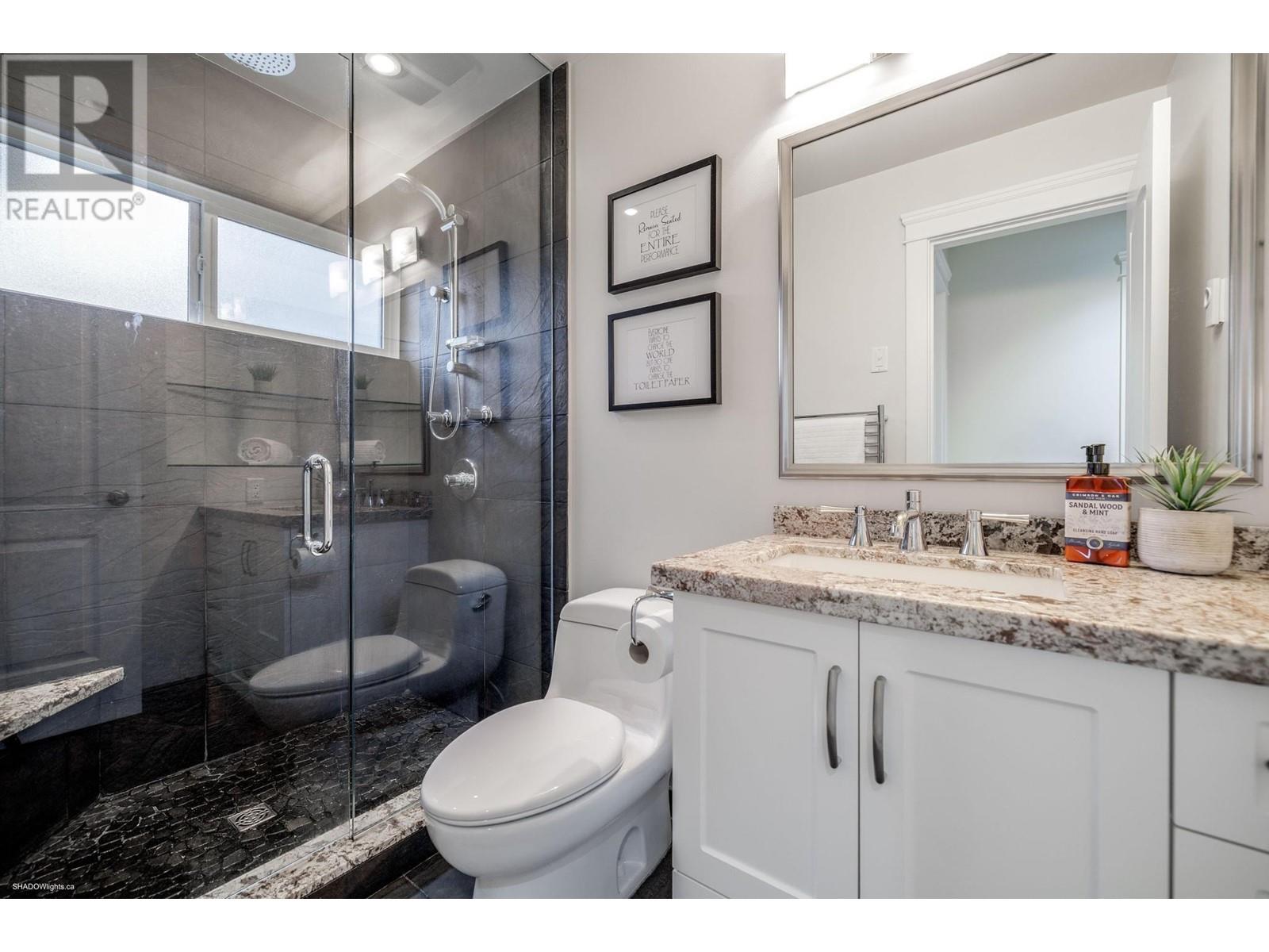 1749 Rufus Drive, North Vancouver, British Columbia  V7J 3L8 - Photo 12 - R2980300