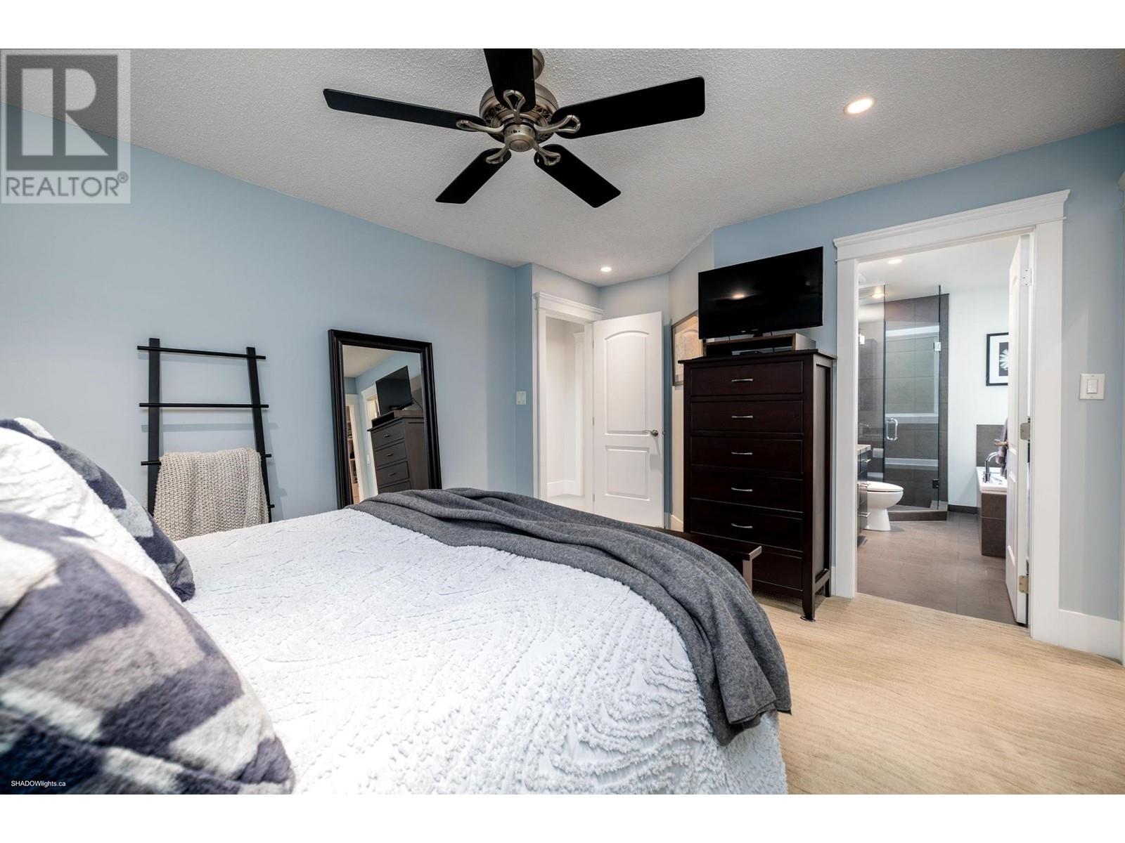 1749 Rufus Drive, North Vancouver, British Columbia  V7J 3L8 - Photo 16 - R2980300