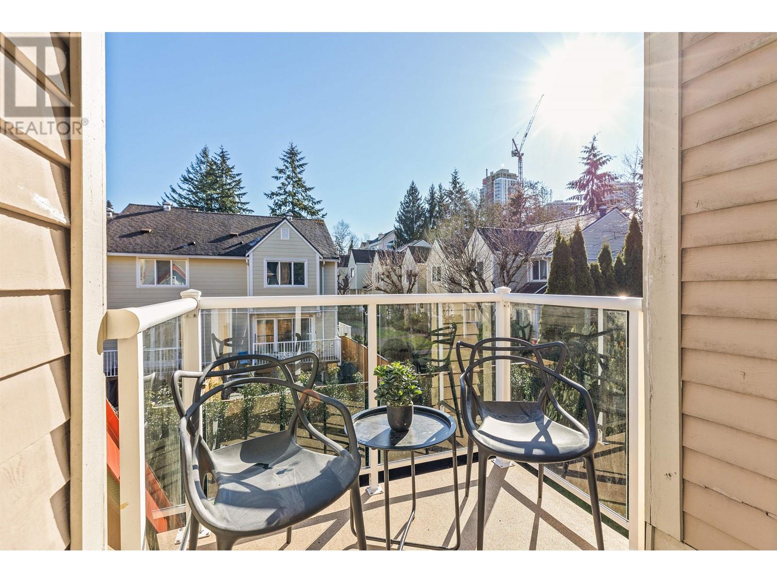 Listing Picture 22 of 40 : 9 5400 PATTERSON AVENUE, Burnaby / 本拿比 - 魯藝地產 Yvonne Lu Group - MLS Medallion Club Member
