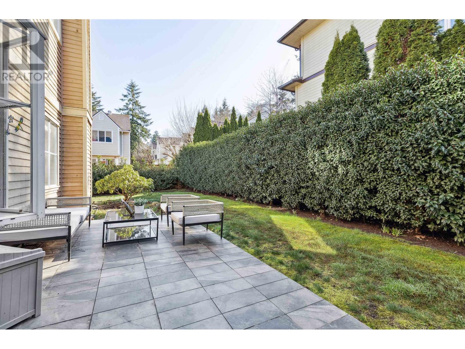 Listing Picture 33 of 40 : 9 5400 PATTERSON AVENUE, Burnaby / 本拿比 - 魯藝地產 Yvonne Lu Group - MLS Medallion Club Member
