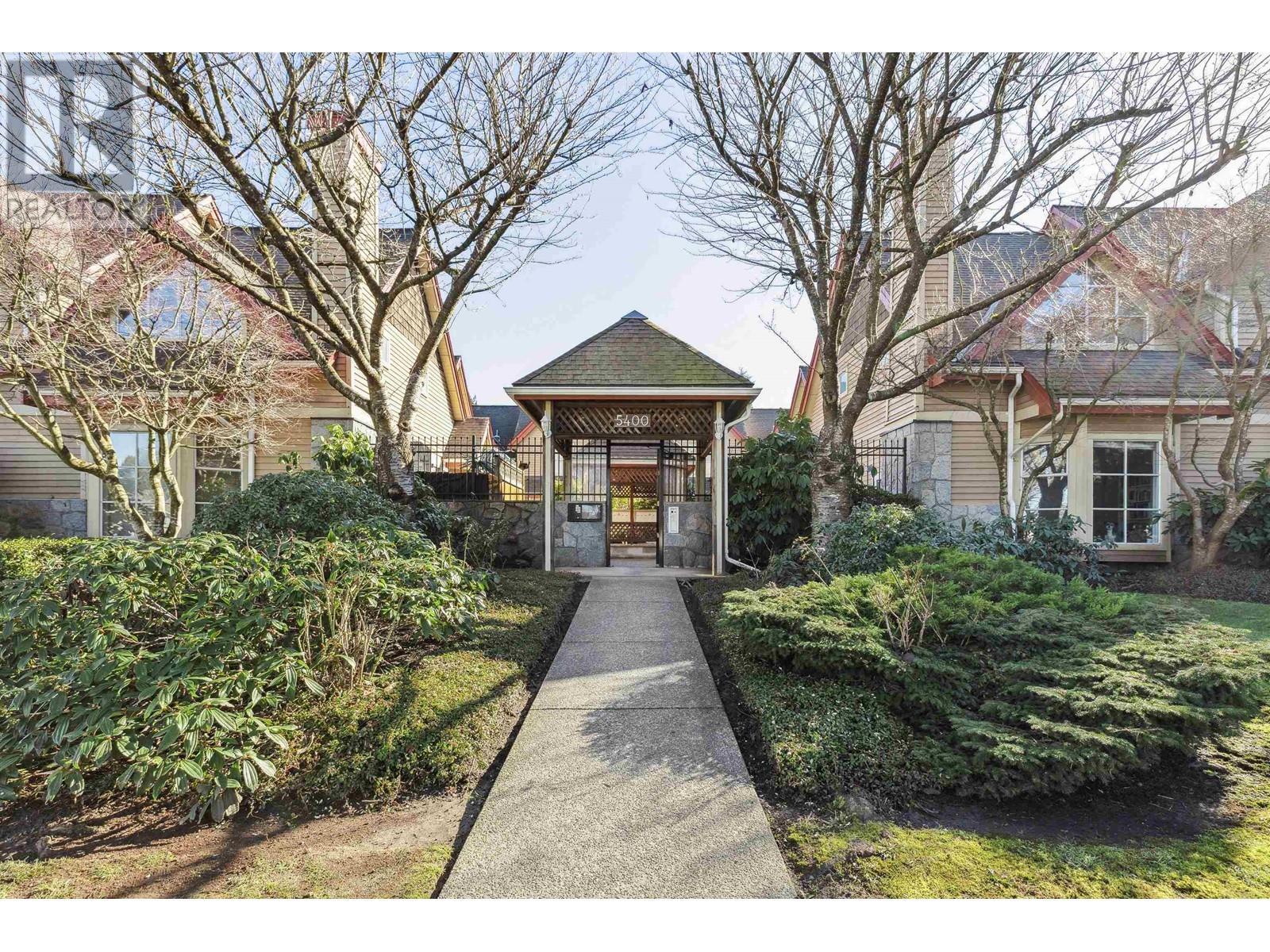 Listing Picture 38 of 40 : 9 5400 PATTERSON AVENUE, Burnaby / 本拿比 - 魯藝地產 Yvonne Lu Group - MLS Medallion Club Member