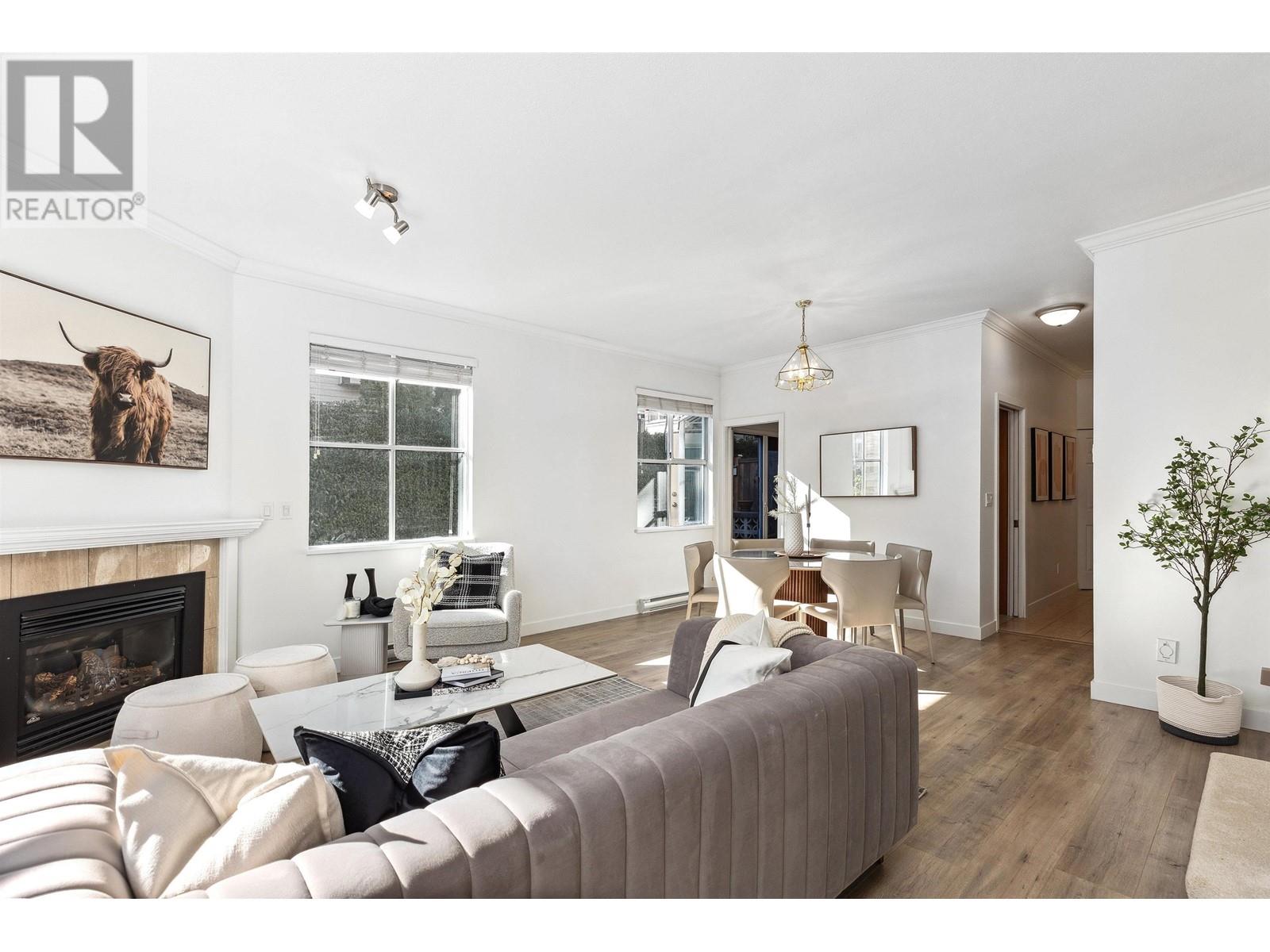 Listing Picture 5 of 40 : 9 5400 PATTERSON AVENUE, Burnaby / 本拿比 - 魯藝地產 Yvonne Lu Group - MLS Medallion Club Member