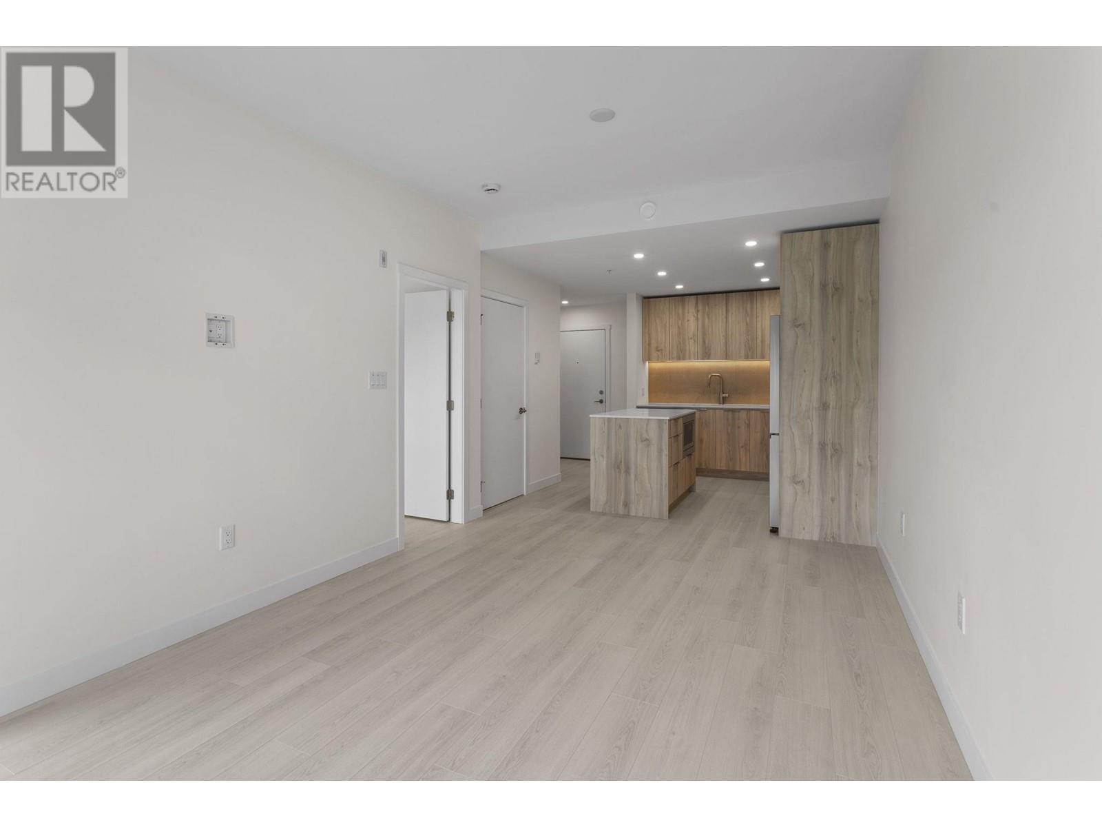 215 3596 Malsum Drive, North Vancouver, British Columbia  V7G 0B5 - Photo 13 - R2980492