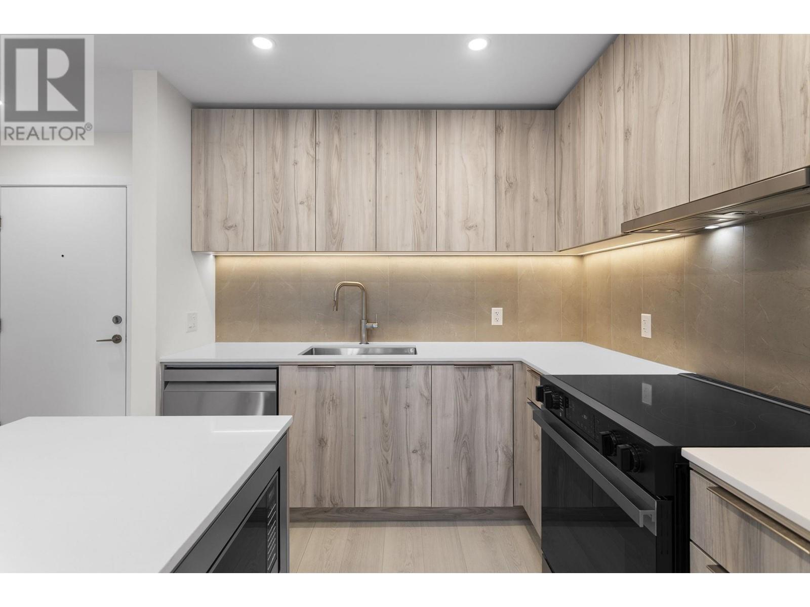 215 3596 Malsum Drive, North Vancouver, British Columbia  V7G 0B5 - Photo 14 - R2980492
