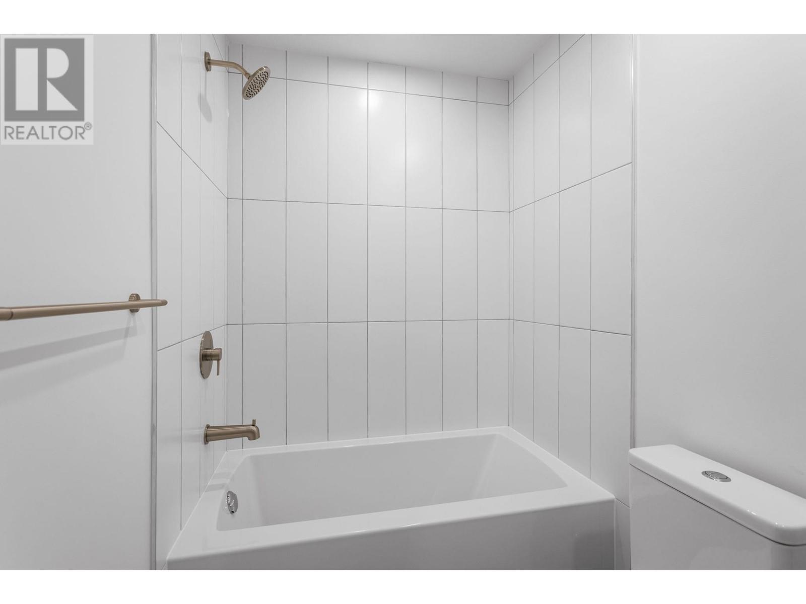 215 3596 Malsum Drive, North Vancouver, British Columbia  V7G 0B5 - Photo 22 - R2980492