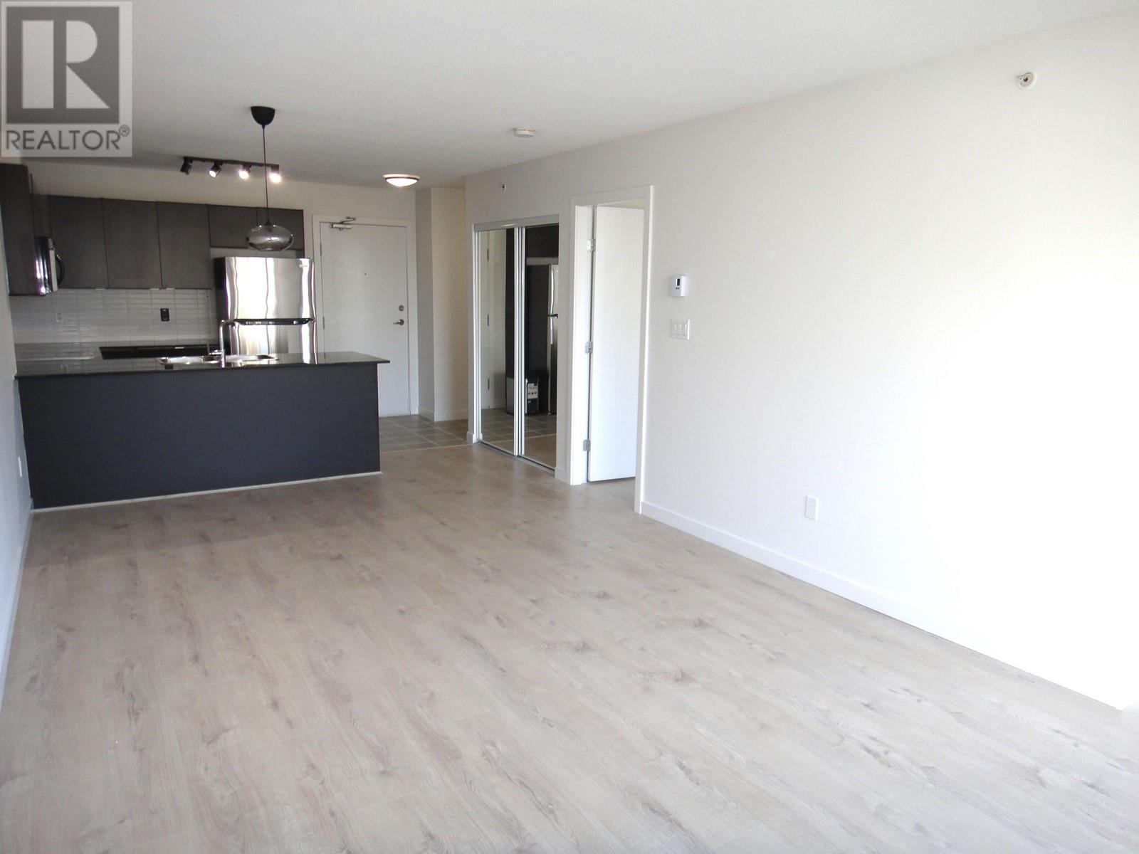 Listing Picture 6 of 20 : 1605 4118 DAWSON STREET, Burnaby / 本拿比 - 魯藝地產 Yvonne Lu Group - MLS Medallion Club Member