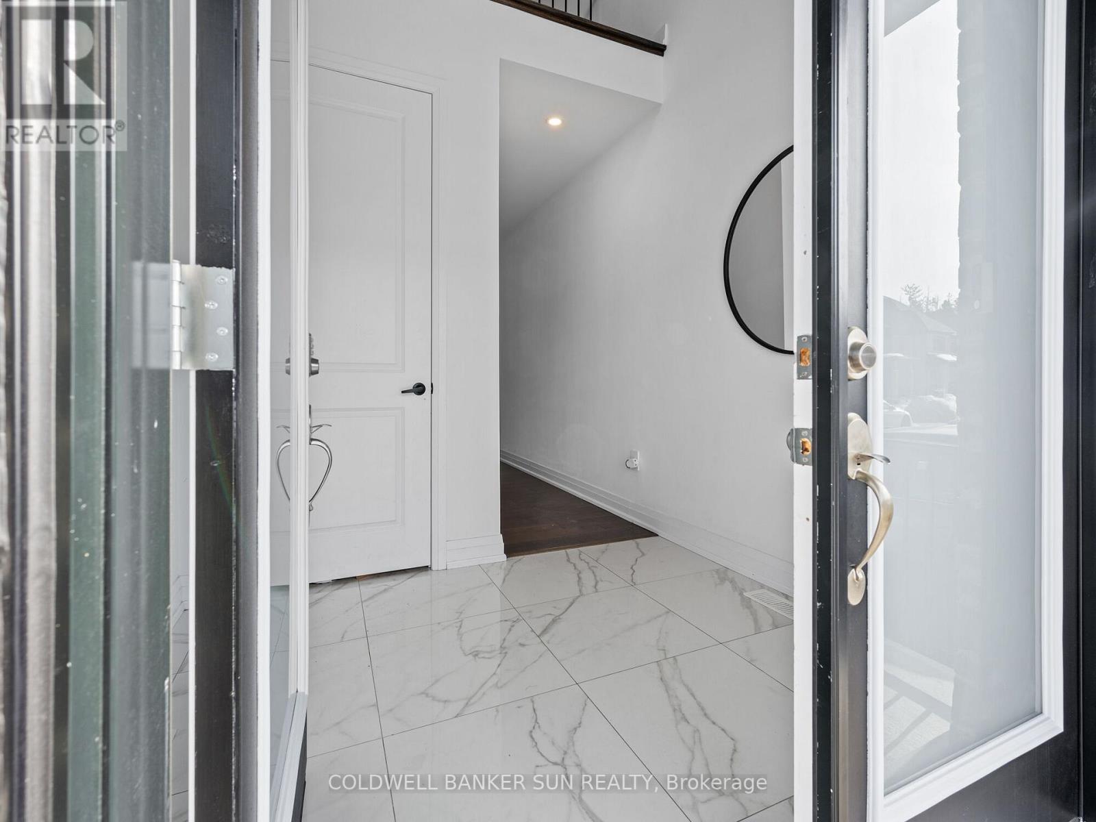 172 Franklin Trail, Barrie, Ontario  L9J 0J2 - Photo 9 - S12021243