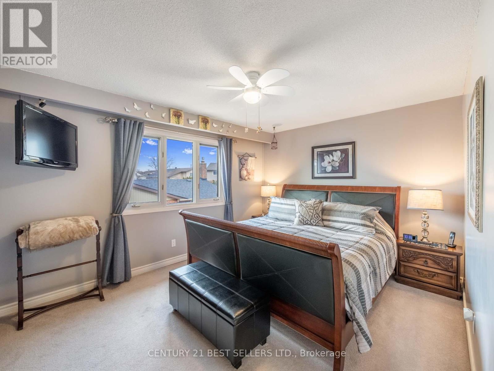 15 Blackthorn Lane, Brampton, Ontario  L6V 3K7 - Photo 15 - W12033032
