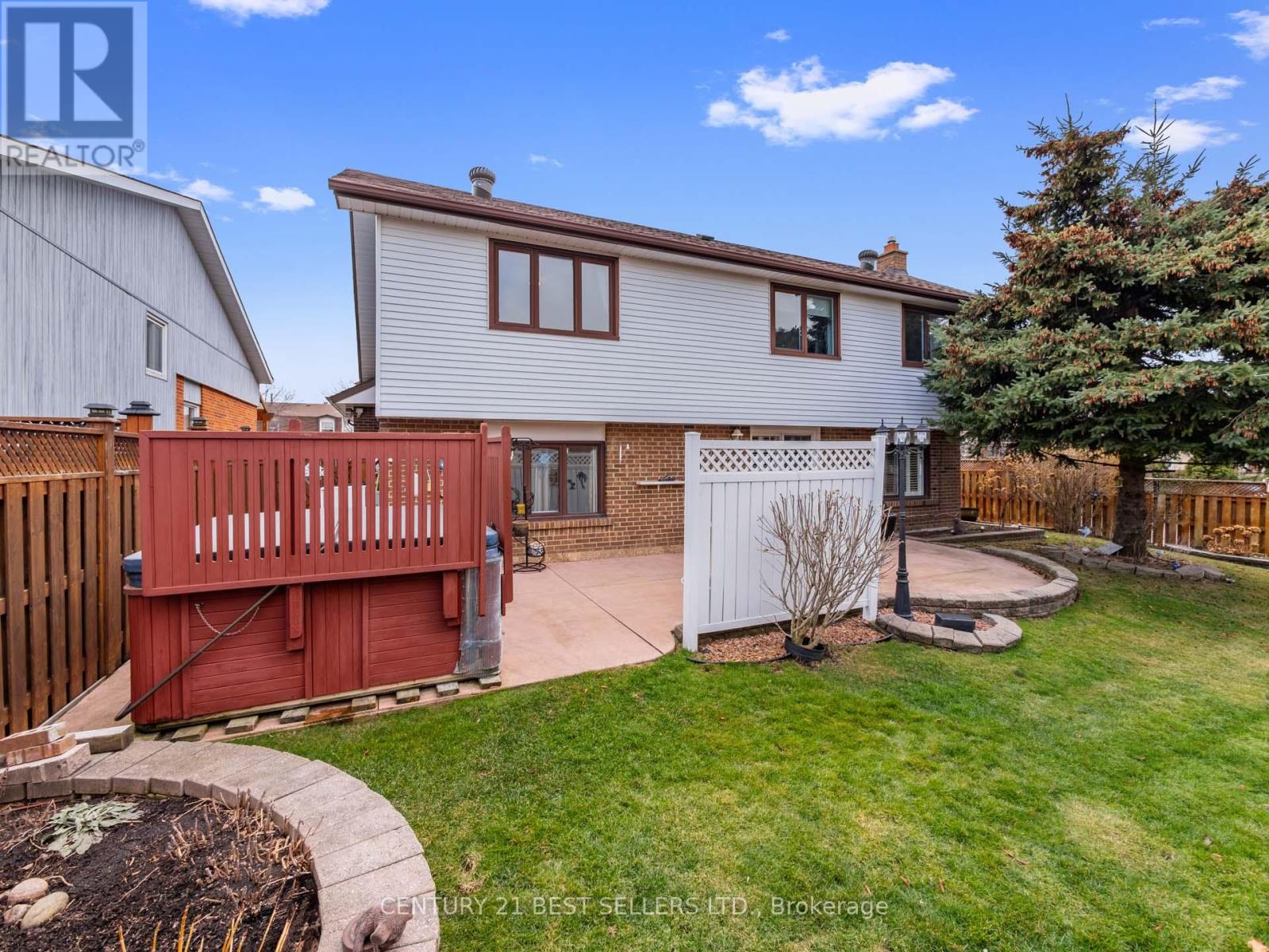 15 Blackthorn Lane, Brampton, Ontario  L6V 3K7 - Photo 24 - W12033032