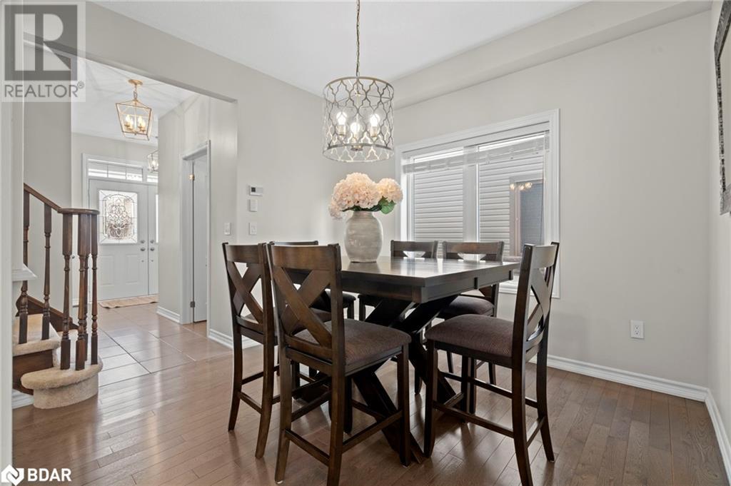 37 Decarolis Crescent, Essa, Ontario  L3W 0B2 - Photo 3 - 40707769