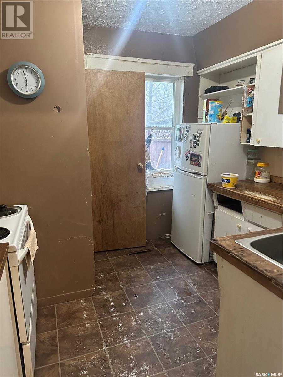 1449 Princess Street, Regina, Saskatchewan  S4T 3Z2 - Photo 5 - SK999090