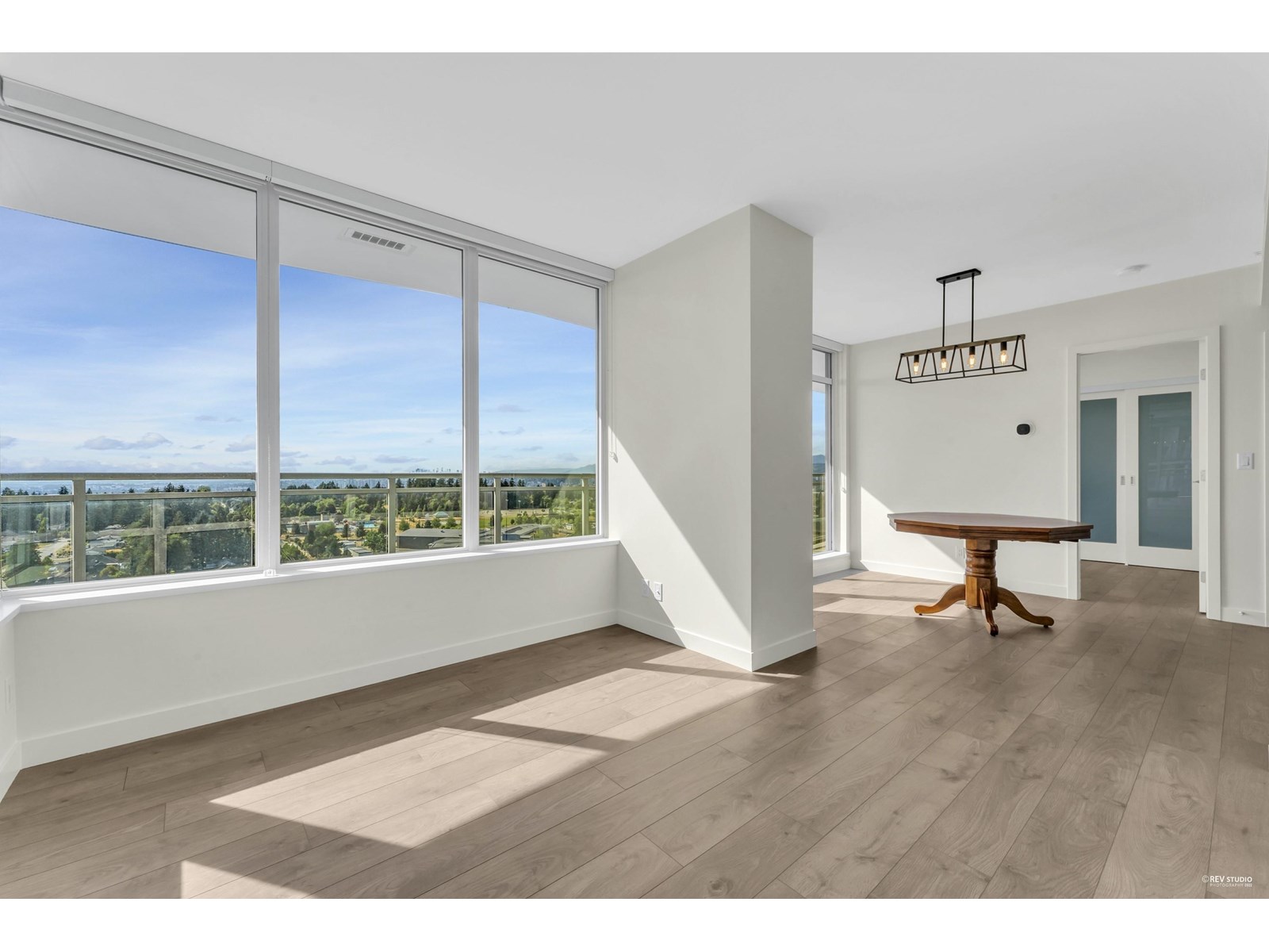 908 13318 104 Avenue, Surrey, British Columbia  V3T 0R2 - Photo 13 - R2975371