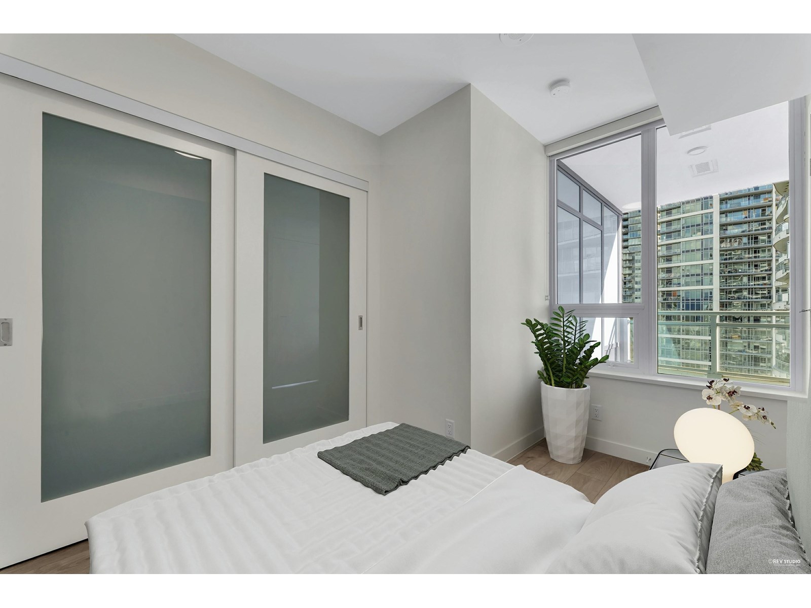 908 13318 104 Avenue, Surrey, British Columbia  V3T 0R2 - Photo 25 - R2975371