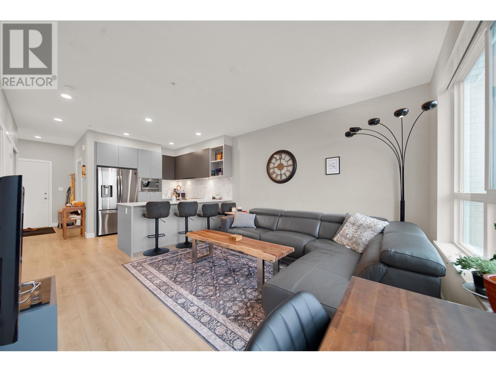 201 1792 Starling Drive, Tsawwassen, British Columbia  V4M 0E4 - Photo 4 - R2972050
