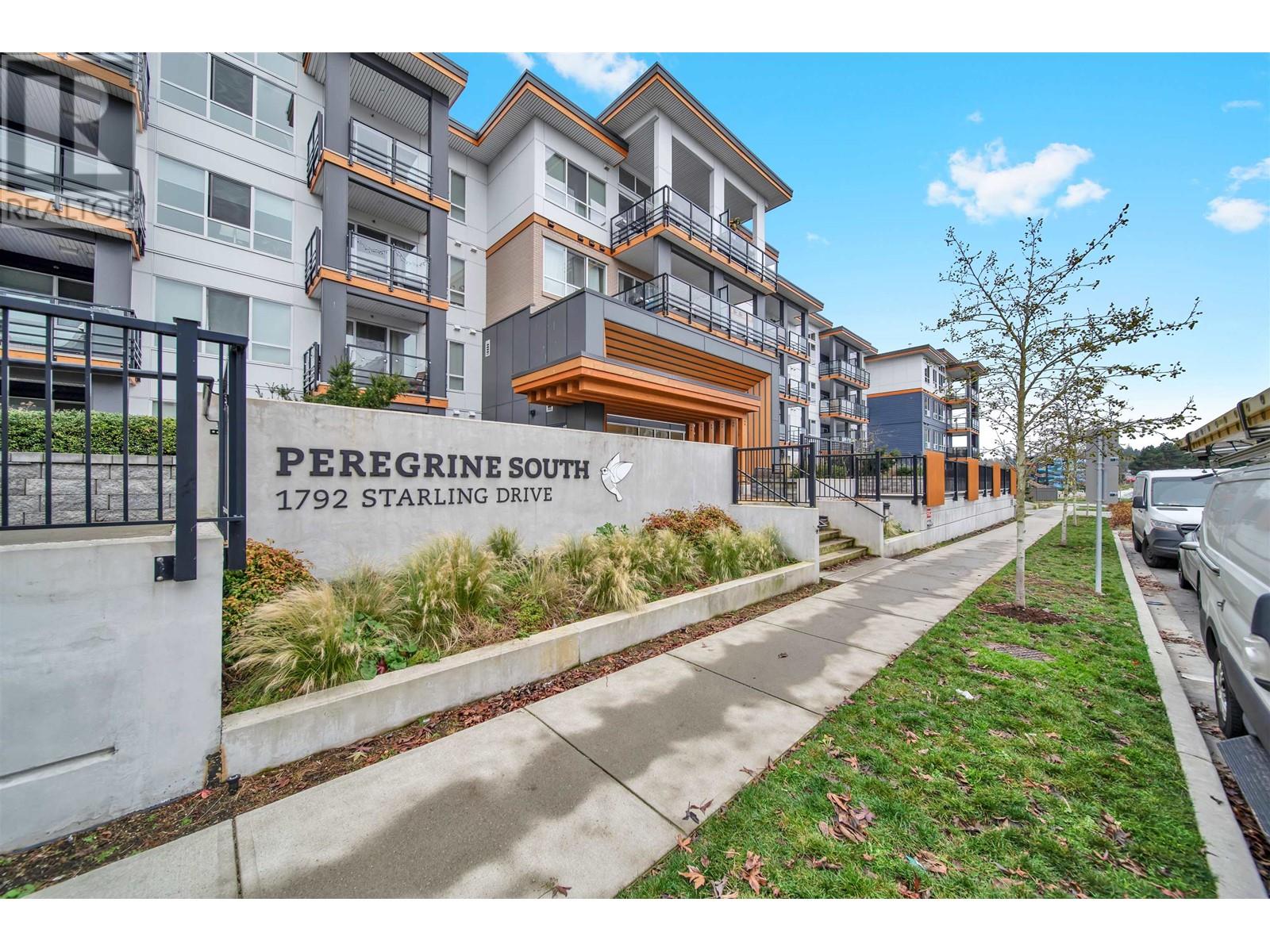 201 1792 Starling Drive, Tsawwassen, British Columbia  V4M 0E4 - Photo 3 - R2972050
