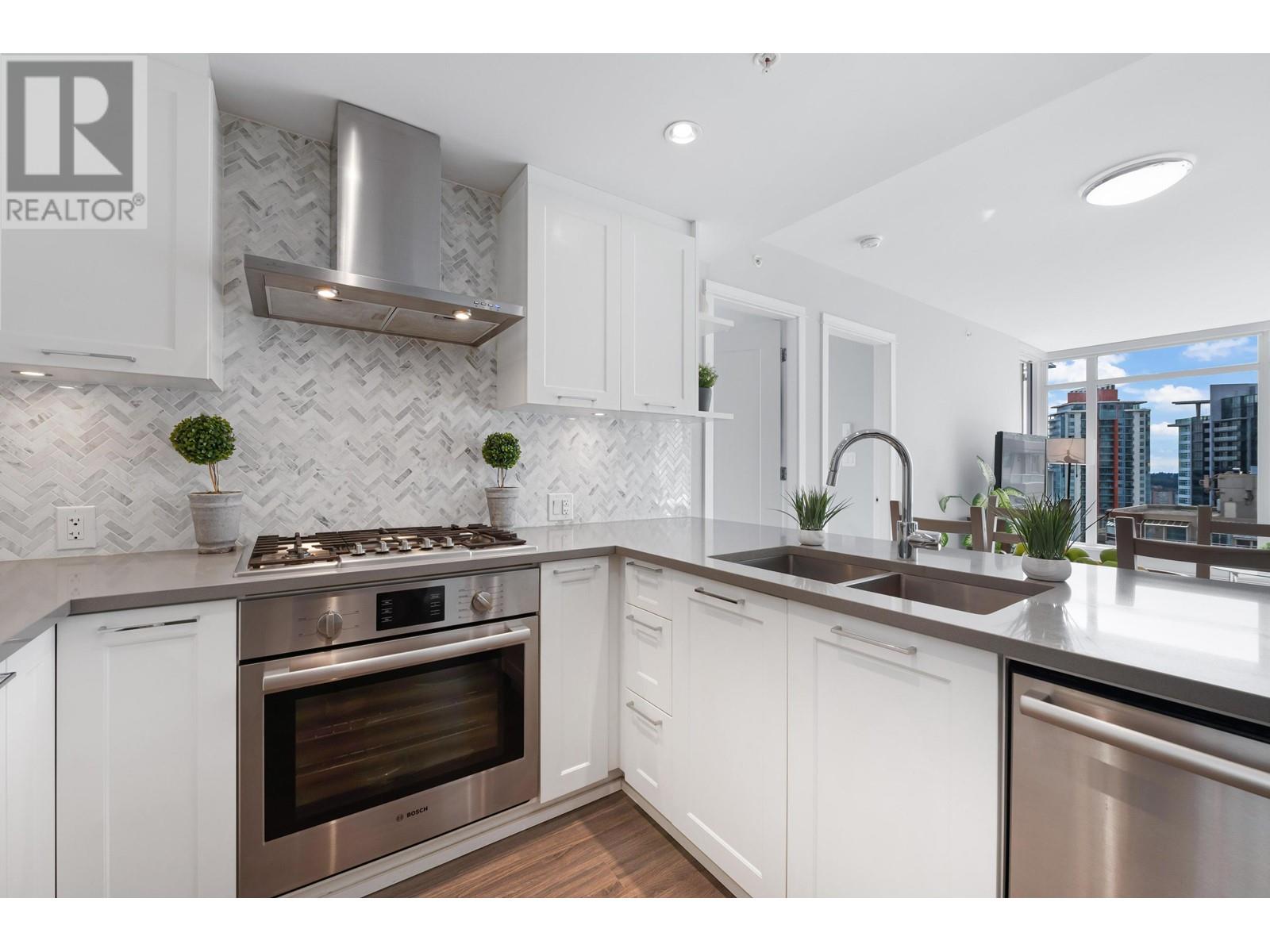 1709 520 Como Lake Avenue, Coquitlam, British Columbia  V3J 0E8 - Photo 6 - R2978521