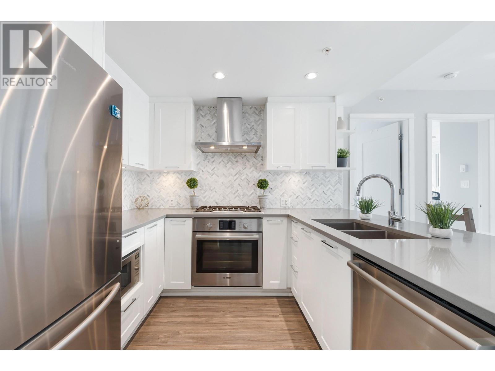 1709 520 Como Lake Avenue, Coquitlam, British Columbia  V3J 0E8 - Photo 20 - R2978521