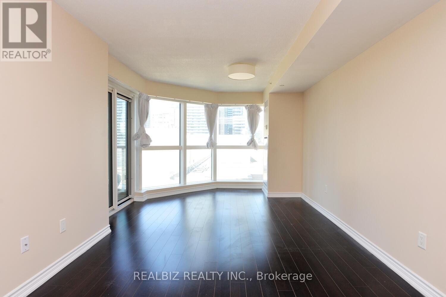 1516 - 386 Yonge Street, Toronto, Ontario  M5B 0A5 - Photo 23 - C12009262