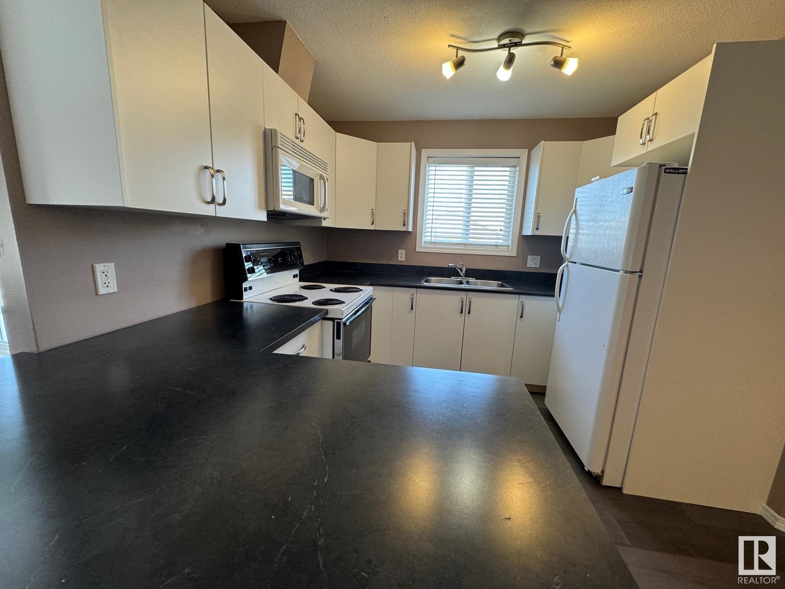 #133 4309 33 St, Stony Plain, Alberta  T7Z 0C4 - Photo 9 - E4426687