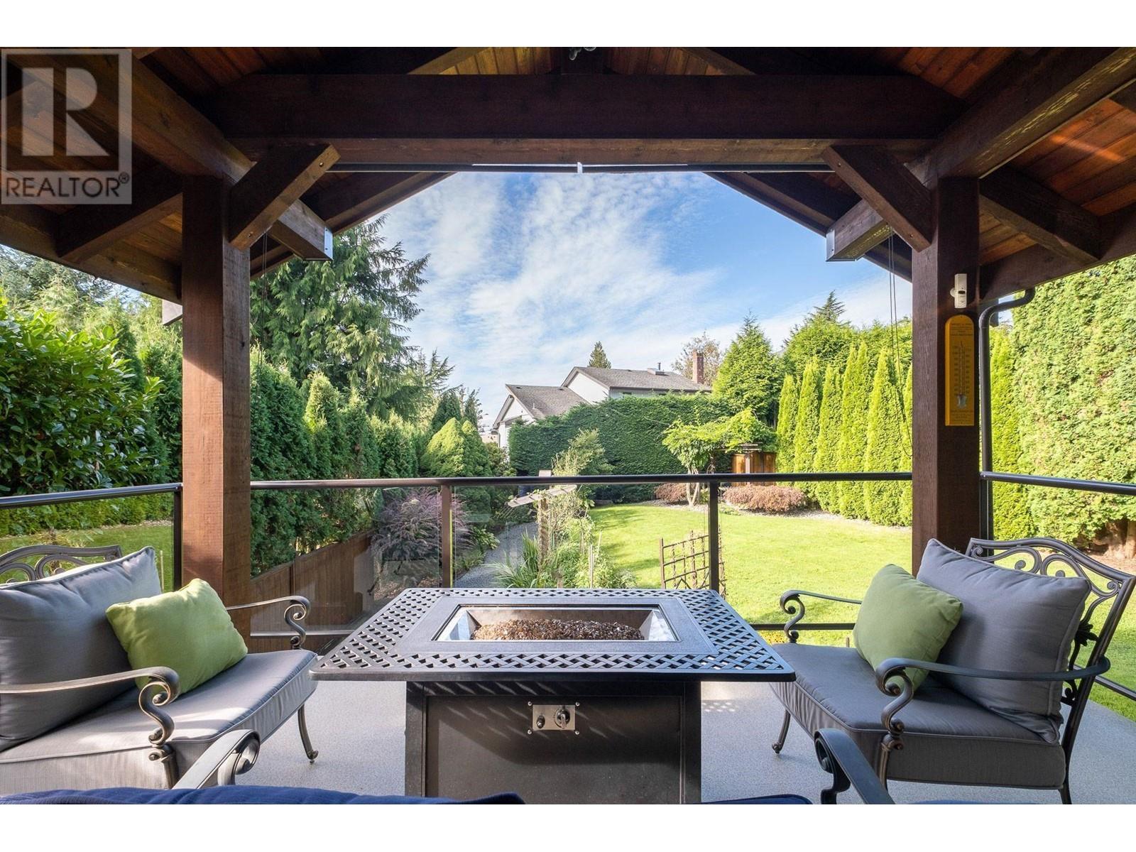 1410 Lansdowne Drive, Coquitlam, British Columbia  V3E 1Y4 - Photo 8 - R2979108