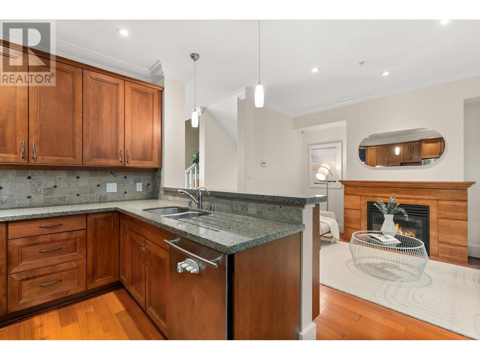 2119 Gordon Avenue, West Vancouver, British Columbia  V7V 1W1 - Photo 16 - R2979561