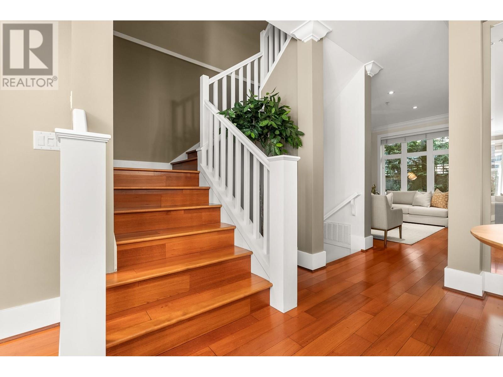 2119 Gordon Avenue, West Vancouver, British Columbia  V7V 1W1 - Photo 9 - R2979561