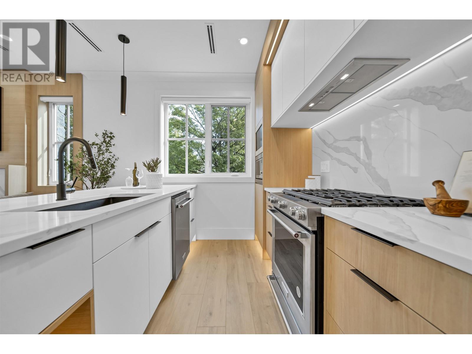 2692 E 53rd Avenue, Vancouver, British Columbia  V5S 2R9 - Photo 13 - R2980477